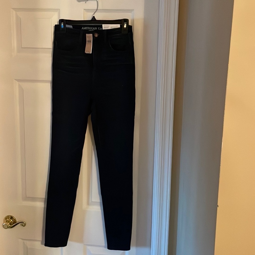 American Eagle Women’s Dark Wash Jeggings (2)